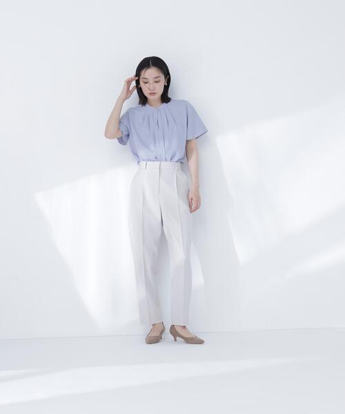 NATURAL BEAUTY BASIC(ナチュラルビューティーベーシック)の「撥水テーパードパンツ(その他パンツ・レディース・オフホワイト/ブラック・MEDIUM/SMALL)」の18枚目の写真