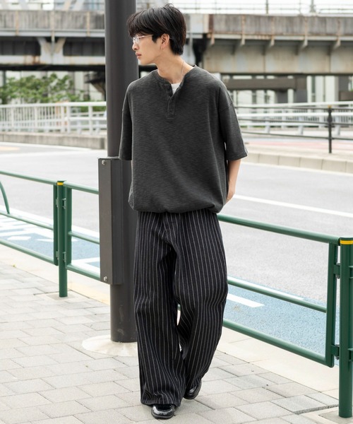 WEGO(ウィゴー)の「WEGO/【26年春夏新作】スラブヘンリーネックT(Tシャツ/カットソー・メンズ・ピンク/チャコール・LARGE/MEDIUM)」の3枚目の写真