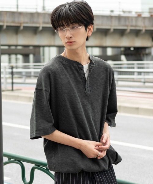 WEGO(ウィゴー)の「WEGO/【26年春夏新作】スラブヘンリーネックT(Tシャツ/カットソー・メンズ・ピンク/チャコール・LARGE/MEDIUM)」の11枚目の写真
