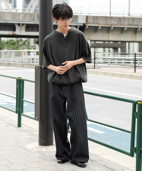 WEGO(ウィゴー)の「WEGO/【26年春夏新作】スラブヘンリーネックT(Tシャツ/カットソー・メンズ・ピンク/チャコール・LARGE/MEDIUM)」の13枚目の写真