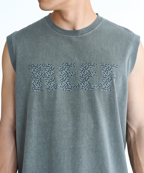 REEF(リーフ)の「REEF 80S LOGO SS T タンクトップ 【2026年春夏モデル】/リーフノースリーブタンクトップ(タンクトップ・メンズ・チャコールグレー/ベージュ/ブルー・SMALL/LARGE/X-LARGE/MEDIUM)」の5枚目の写真