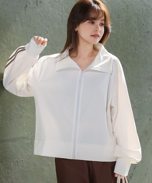 TeddyShop(テディショップ)の「【紫外線カット率99%以上/UPF50+/接触冷感/水陸両用/2WAYスタンドネック】長袖ダブルライン柄ラッシュガードブルゾン レディース(ラッシュガード・レディース・ホワイト/ブラック/ライトベージュ/チャコールグレー・L/S/M)」の10枚目の写真