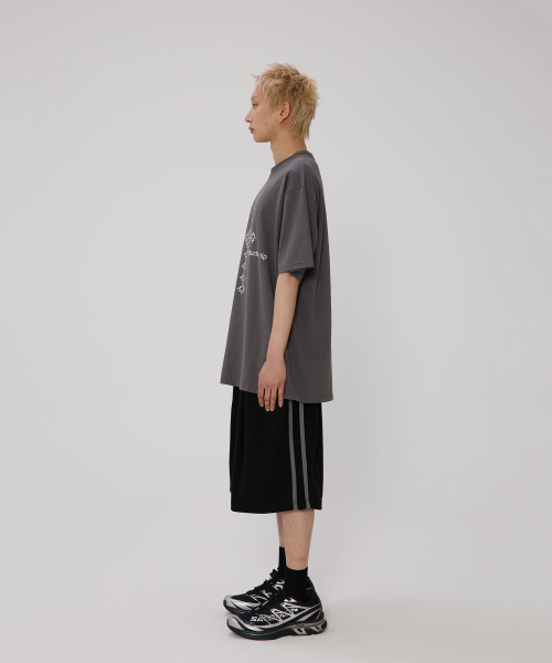 bounDary（バウンダリー）の「ワンタックサイドラインバミューダショートパンツ[ブラック]（その他パンツ・レディース・その他・LARGE/MEDIUM/X-LARGE）」の3枚目の写真