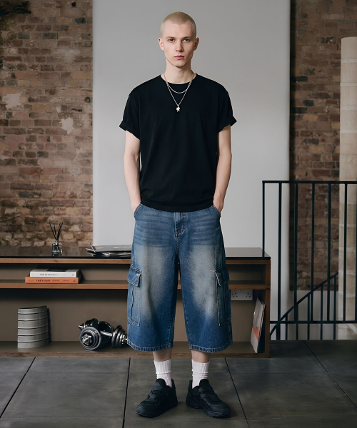DWSE（ディーダブリューエスイー）の「カーゴハーフデニムパンツ（ブルー）（その他パンツ・メンズ・その他・SMALL/MEDIUM/LARGE/X-LARGE）」の2枚目の写真