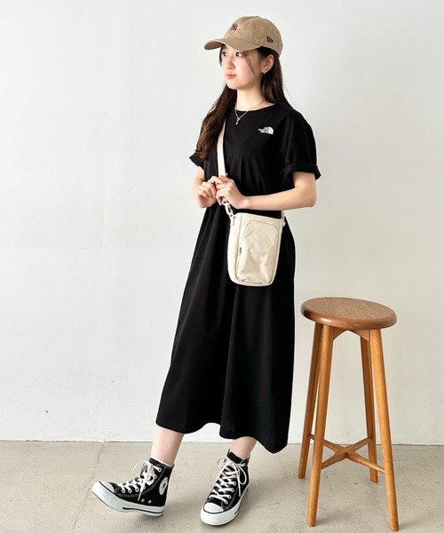 THE NORTH FACE（ザノースフェイス）の「THE NORTH FACE(ザ・ノースフェイス)/ロゴプリント 半袖Tシャツ ワンポイント 膝下ワンピ ロングワンピース/W'S DAYCOTTON S/S DRESS（ワンピース・レディース・ブラック/ダークベージュ/チャコールグレー・L/XL/M/S）」の9枚目の写真