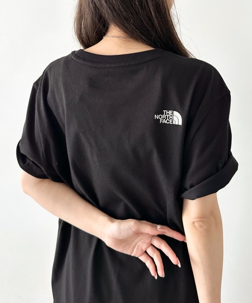 THE NORTH FACE(ザノースフェイス)の「THE NORTH FACE(ザ・ノースフェイス)/ロゴプリント 半袖Tシャツ ワンポイント 膝下ワンピ ロングワンピース/W'S DAYCOTTON S/S DRESS(ワンピース・レディース・ブラック/ダークベージュ/チャコールグレー・L/XL/M/S)」の12枚目の写真