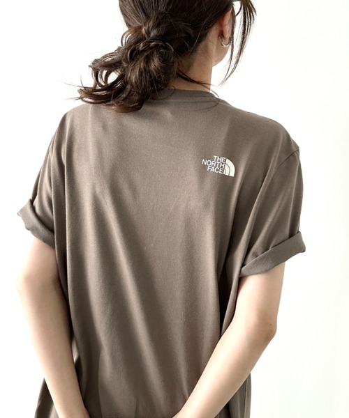 THE NORTH FACE（ザノースフェイス）の「THE NORTH FACE(ザ・ノースフェイス)/ロゴプリント 半袖Tシャツ ワンポイント 膝下ワンピ ロングワンピース/W'S DAYCOTTON S/S DRESS（ワンピース・レディース・ブラック/ダークベージュ/チャコールグレー・L/XL/M/S）」の19枚目の写真