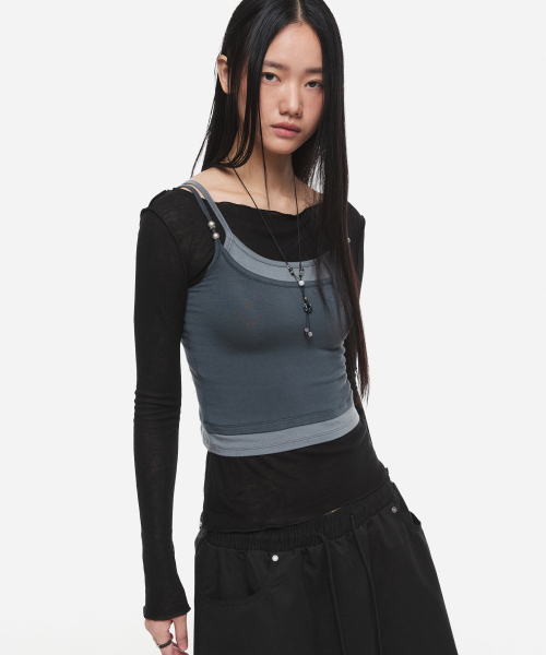 DNSR(ディーエヌエスアール)の「(W) レイヤードスリーブレスチャコール(Tシャツ/カットソー・レディース・その他・OS)」の3枚目の写真