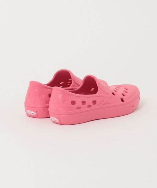 VANS(バンズ)の「キッズ スリッポン TRK / UY Slip-On TRK SUMMER BRIGHTS VN0A4UVICHL1(スリッポン・メンズ・ピンク・13/12/3/2/1/11)」の2枚目の写真