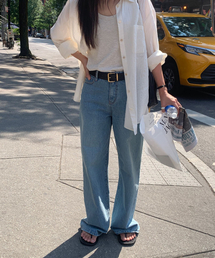 a classic denim (light blue)