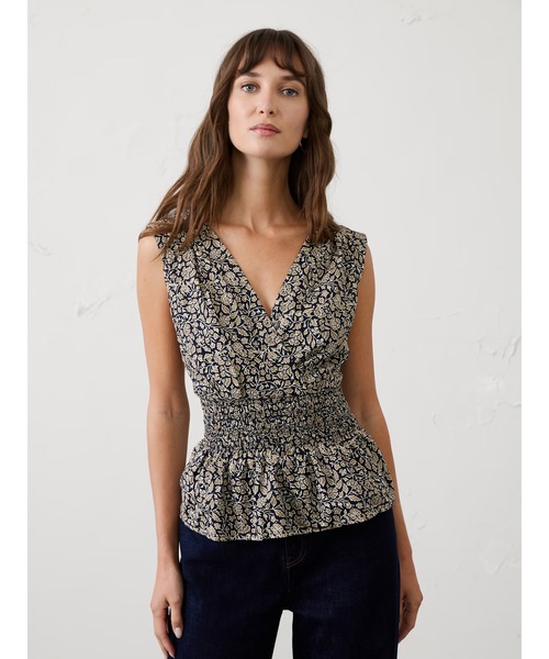 BANANA REPUBLIC FACTORY STORE — смокинг‑топсы