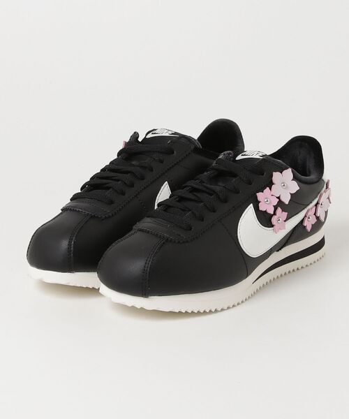NIKE(ナイキ)の「NIKE/ナイキ WS コルテッツ LTR フローレット(スニーカー・レディース・ブラック・23cm/25cm/23.5cm/24cm/24.5cm)」の2枚目の写真
