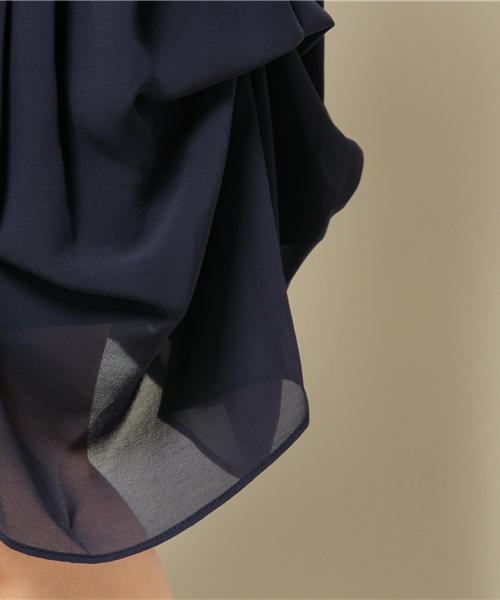 laboratory work（ラボラトリーワーク）の「着丈2WAYバルーンライクワンピース　【結婚式　ワンピース】（ドレス・レディース・レッド/ミント/ネイビー・MEDIUM）」の5枚目の写真