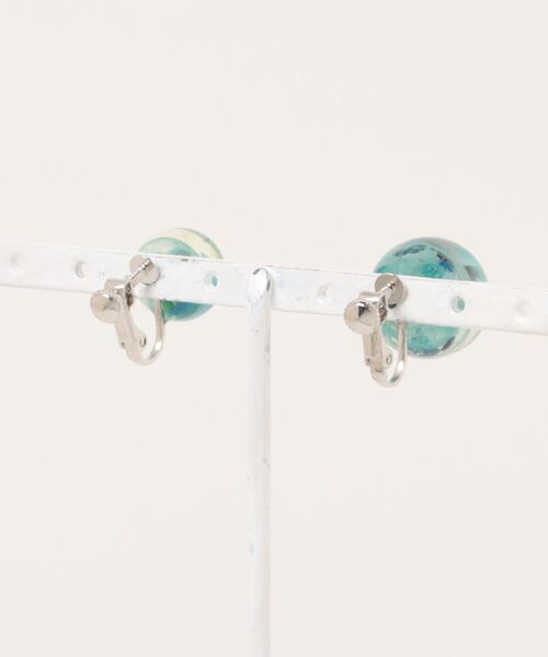 tone(トーン)の「【Willija】金属アレルギー対応《π》一点物球体アートイヤリング(MA)(イヤリング・レディース・ブルー/ピンク系1/ピンク系2/ピンク系3/ブルー系3/レッド系2/ピンク系5/ピンク系4・FREE)」の10枚目の写真