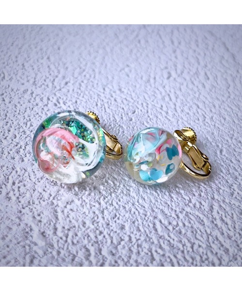 tone(トーン)の「【Willija】金属アレルギー対応《π》一点物球体アートイヤリング(MA)(イヤリング・レディース・ブルー/ピンク系1/ピンク系2/ピンク系3/ブルー系3/レッド系2/ピンク系5/ピンク系4・FREE)」の13枚目の写真