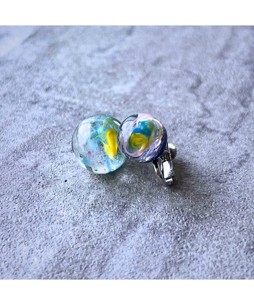 tone(トーン)の「【Willija】金属アレルギー対応《π》一点物球体アートイヤリング(MA)(イヤリング・レディース・ブルー/ピンク系1/ピンク系2/ピンク系3/ブルー系3/レッド系2/ピンク系5/ピンク系4・FREE)」の16枚目の写真