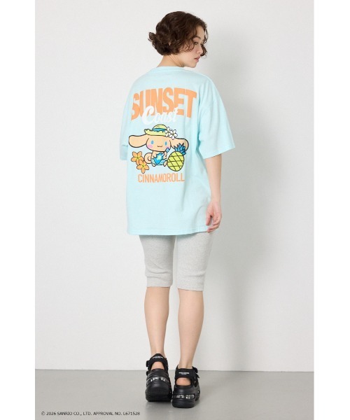 RODEO CROWNS WIDE BOWL(ロデオクラウンズワイドボウル)の「(サンリオキャラクターズ)SUNSET Tシャツ(Tシャツ/カットソー・レディース・ブラック/オフホワイト/グリーン系その他/ライトパープル・LARGE/MEDIUM)」の10枚目の写真