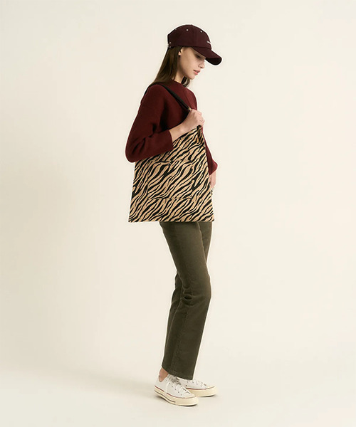 STYLEHAN(スタイルハン)の「ジブラショッパーバッグ GoldBeige(ショルダーバッグ・レディース・ベージュ/ゴールド・FREE)」の4枚目の写真