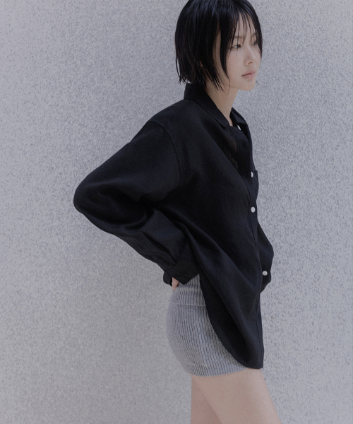 MEMUA（メムア）の「オーバーラインテンセルリネンシャツ（レッド）（シャツ/ブラウス・レディース・ブラック/ベージュ/レッド/アイボリー/オートミール・FREE）」の7枚目の写真