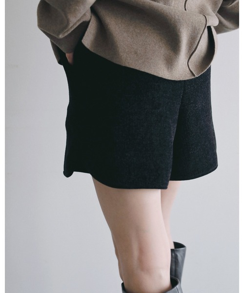 anuke(アンヌーク)の「Velour Short Pants(その他パンツ・レディース・ブラック/チャコールグレー・36inch/38inch)」の8枚目の写真