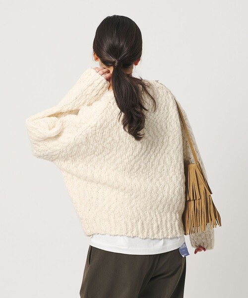 BEAUTY&YOUTH UNITED ARROWS(ビューティーアンドユースユナイテッドアローズ)の「ジャンボスラブ クルーネック ニットプルオーバー(ニット/セーター・レディース・ライトブルー/オフホワイト/ネイビー・FREE)」の9枚目の写真