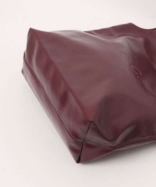 A.P.C.（アーペーセー）の「TOTE NINON SMALL（トートバッグ・レディース・ブラック/ボルドー・ONESIZE）」の10枚目の写真