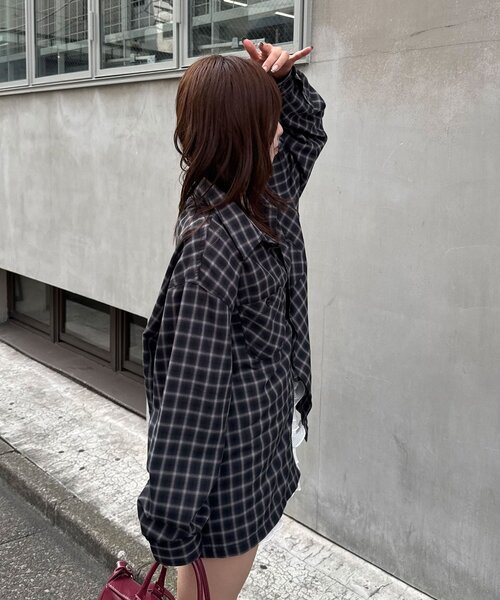 CIAOPANIC(チャオパニック)の「アソートチェックシャツ(シャツ/ブラウス・レディース・サックスブルー/ブラック系その他/ブラック系その他2/ブラウン・LARGE/MEDIUM)」の12枚目の写真