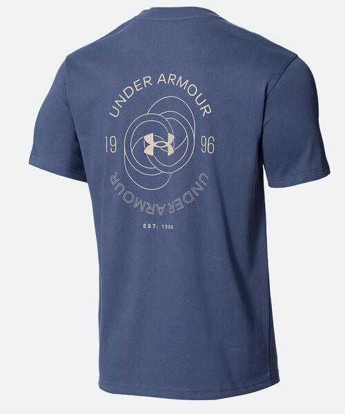 UNDER ARMOUR(アンダーアーマー)の「UAヘビーウエイト コットン グラフィック ショートスリーブ Tシャツ(ライフスタイル/メンズ)(Tシャツ/カットソー・メンズ・チャコールグレー・L/M/XL/S/2XL)」の2枚目の写真