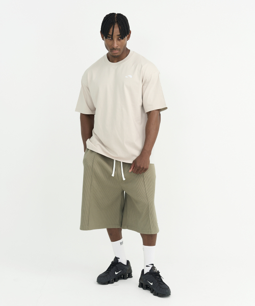 TURTLEBACK(タートルバック)の「ハードステッチ シンボル オーバーサイズ 半袖Tシャツ_5カラー(Tシャツ/カットソー・メンズ・ベージュ/ブラック/ホワイト/チャコール/オリーブ・MEDIUM/LARGE/X-LARGE/XX-LARGE)」の12枚目の写真