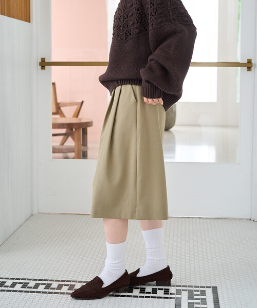 FREAK'S STORE(フリークスストア)の「限定展開 タック バミューダ パンツ(その他パンツ・レディース・ベージュ/ブラック/ブラウン・SMALL/MEDIUM)」の15枚目の写真