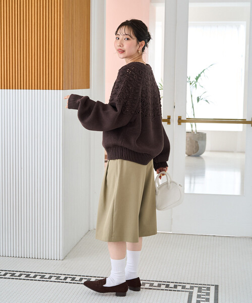 FREAK'S STORE(フリークスストア)の「限定展開 タック バミューダ パンツ(その他パンツ・レディース・ベージュ/ブラック/ブラウン・SMALL/MEDIUM)」の19枚目の写真