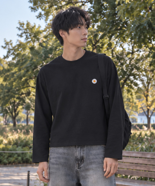 PEID（ペイド）の「PD スモールデイジー セミクロップド長袖Tシャツ 3色（Tシャツ/カットソー・レディース・ブラック/ホワイト/アッシュグレー・LARGE/X-LARGE/XX-LARGE）」の4枚目の写真