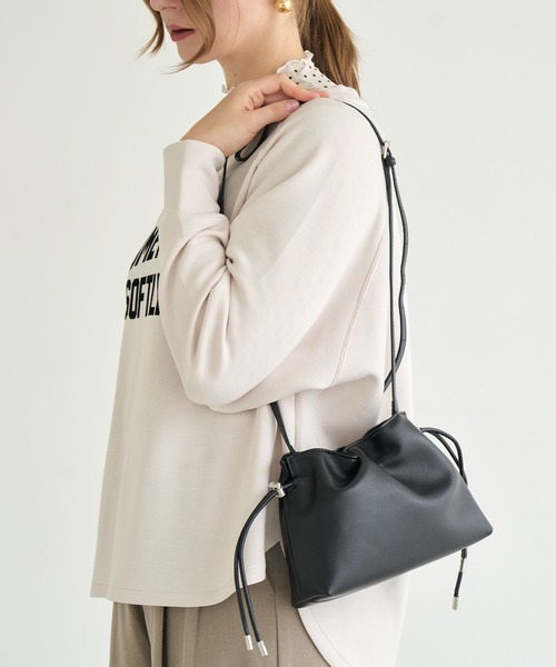 ZAKKA-BOX（ザッカボックス）の「レザーキンチャクポシェット（ショルダーバッグ・レディース・ブラック/シルバー/ベージュ・FREE）」の4枚目の写真