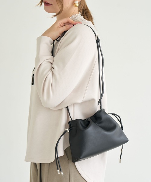 ZAKKA-BOX（ザッカボックス）の「レザーキンチャクポシェット（ショルダーバッグ・レディース・ブラック/シルバー/ベージュ・FREE）」の5枚目の写真