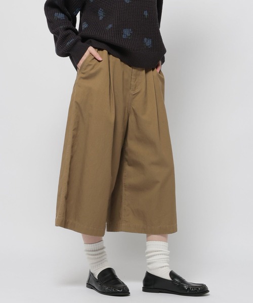 niko and...（ニコアンド）の「やわらかアンクルワイドパンツ（その他パンツ・レディース・キャメル/ブラック・LONG/MEDIUM）」の2枚目の写真