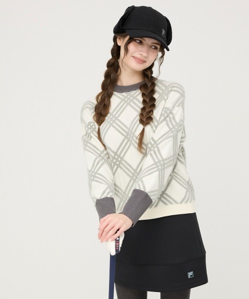 FILA GOLF（フィラゴルフ ）の「【FILA GOLF/フィラゴルフ】レディースクルーネックセーター　ゴルフ（ニット/セーター・レディース・オフホワイト/ブラック/ブルー・MEDIUM/X-LARGE/LARGE）」の7枚目の写真