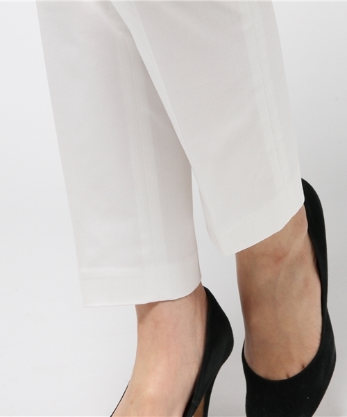 NATURAL BEAUTY BASIC（ナチュラルビューティーベーシック）の「60/2サイロギャバストレッチパンツ（その他パンツ・レディース・ホワイト系その他・LARGE/SMALL/MEDIUM/X-SMALL）」の8枚目の写真