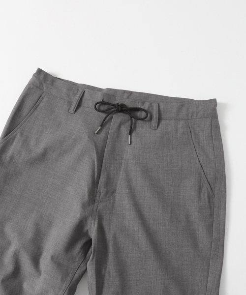 URBAN RESEARCH（アーバンリサーチ）の「URiD 4WAYストレッチサマーウールジョッパーズ（その他パンツ・メンズ・ブラック/グレー/ブラック系その他・LARGE/SMALL/MEDIUM）」の20枚目の写真