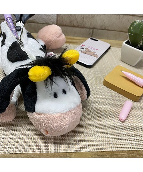 (未使用･未開封品)　NICI(ニキ) カウ フィギュアポーチ wyeba8q Amazon.co.jp: NICI(ニキ) カウ フィギュアポーチ : 文房具