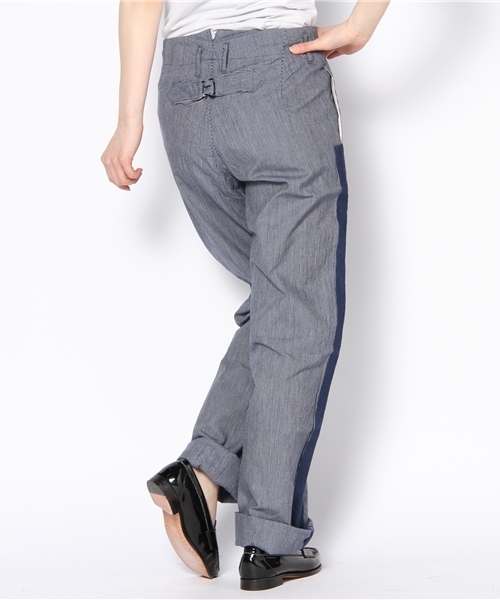 BEAMS BOY（ビームスボーイ）の「○BEAMS BOY / インディゴ ストライプ 側章 尾錠 パンツ （スラックス・レディース・ブルー・0/1/2）」の3枚目の写真