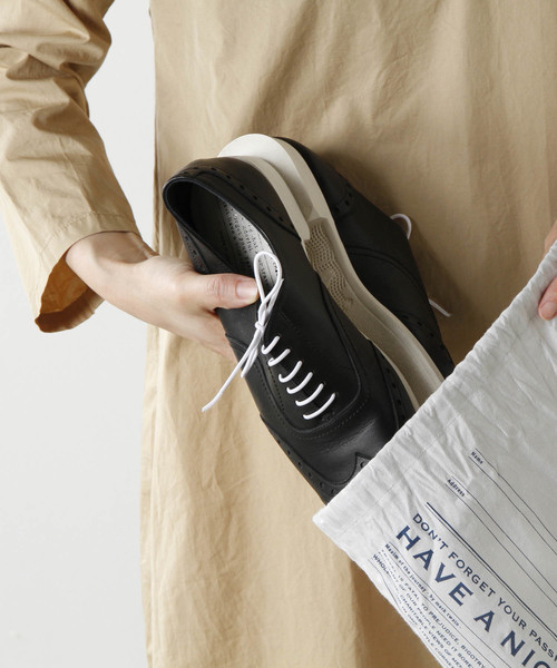 chausser(ショセ)の「「chausser/ショセ」ウィングチップレザーマニッシュシューズ(ブーツ・レディース・ホワイト/ブラック/ホワイト×ブラック/グレー・37/40/36/38/39)」の22枚目の写真