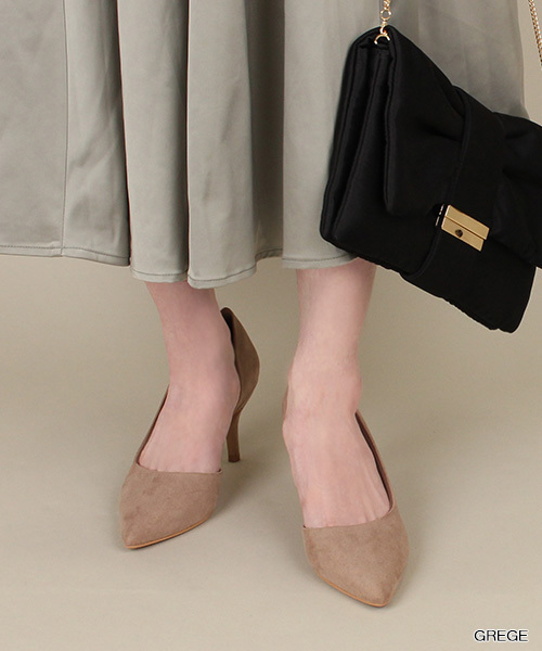 RANDA（ランダ）の「ポインテッドトゥサイドオープンパンプス（パンプス・レディース・ホワイト/ブラック/パープル/ブルー/シルバー/レッド/ベージュ系その他/ブラック系その他/イエロー/ダークブルー/ピンク系その他・23.5/25/23/24/22/22.5/24.5/25.5）」の4枚目の写真