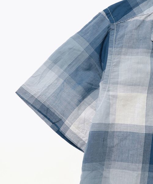SHIPS(シップス)の「SC: MADE IN USA チェック オープンカラー シャツ□(シャツ/ブラウス・メンズ・ベージュ/ネイビー・SMALL/MEDIUM/LARGE/X-LARGE)」の5枚目の写真