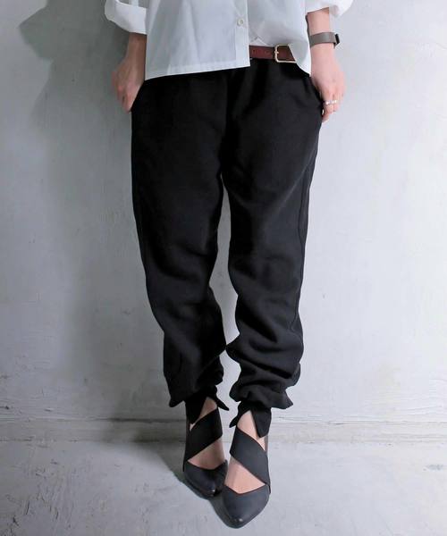 antiqua(アンティカ)の「otonaリブパンツ(その他パンツ・レディース・ブラック/モカ・FREE)」の2枚目の写真