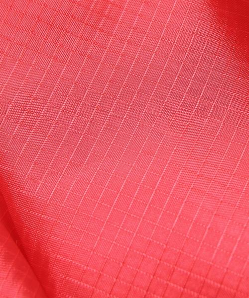 Gramicci（グラミチ）の「Gramicci(グラミチ)別注リップストップボディバッグ（ボディバッグ/ウエストポーチ・メンズ・ホワイト/ブラック/ダークグレー/レッド・FREE）」の14枚目の写真