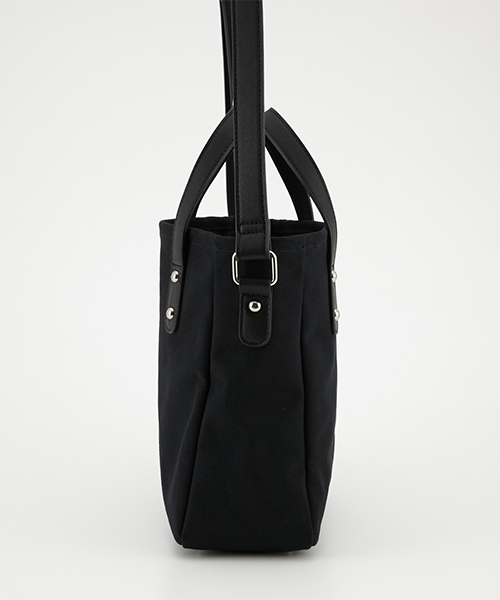 AZUL by moussy（アズールバイマウジー）の「合皮コンビキャンバスミニトートバッグ（ショルダーバッグ・レディース・ブラック/オフホワイト・FREE）」の16枚目の写真