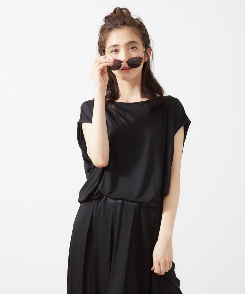 Abahouse Devinette（ドゥヴィネット）の「シルクレーヨンギャザープルオーバー（Tシャツ/カットソー・レディース・ブラック/グレー/ピンク・FREE）」の2枚目の写真