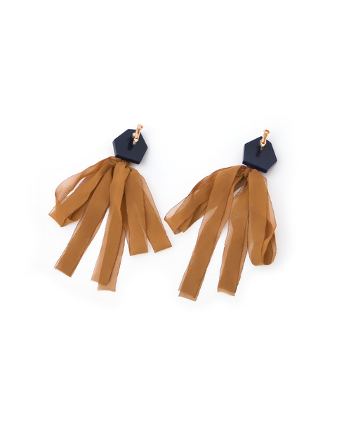 marjour（マージュール）の「CHIFFON RIBON PIERCE/EARRING（ピアス（両耳用）・レディース・ブラウン/キャメル/ブラウン系その他/イエロー系その他・ﾌﾘ-）」の15枚目の写真