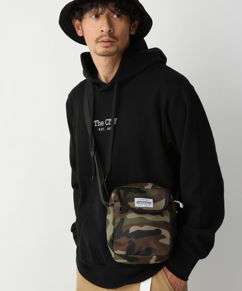 GLOBAL WORK（グローバルワーク）の「ミニショルダーSS/820395（ショルダーバッグ・メンズ・ブラック/ネイビー/レッド/カーキ・FREE）」の3枚目の写真