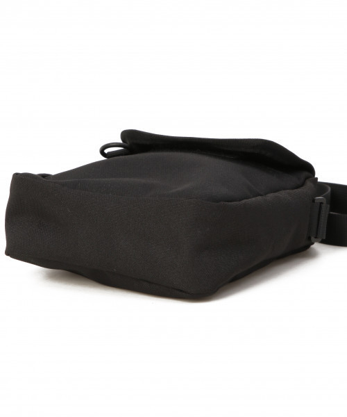 GLOBAL WORK（グローバルワーク）の「ミニショルダーSS/820395（ショルダーバッグ・メンズ・ブラック/ネイビー/レッド/カーキ・FREE）」の17枚目の写真